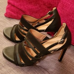 H&M high heel black shoes